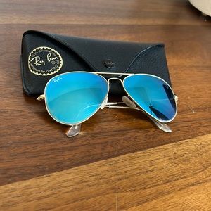 Ray Ban Aviators with Blue Reflective lens